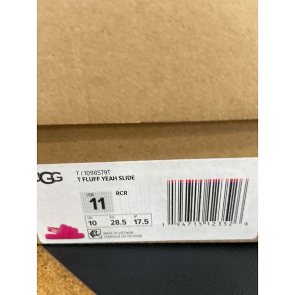 UGG Kids Slippers in Vibrant Pink - Picture 5 of 9